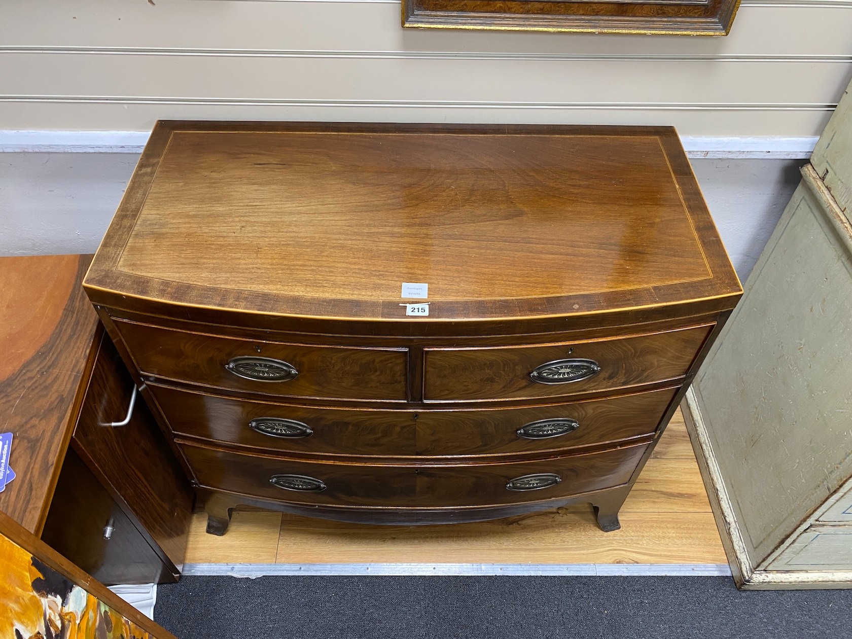 A Regency banded mahogany bow fronted chest of drawers, width 103cm, depth 52cm, height 89cm